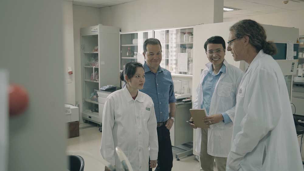 Tiến sĩ 8X và giấc mơ giải mã gene người Việt